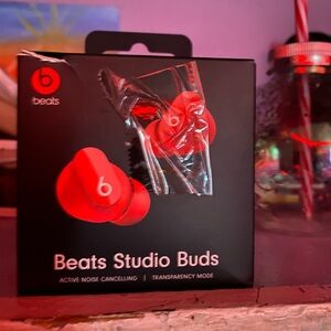 Beats by Dre Studio Buds - Red